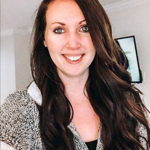 Meet your Posher, Savannah